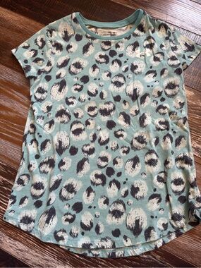 Under Armour Teal and Black Leopard Print Short Sleeve Tee